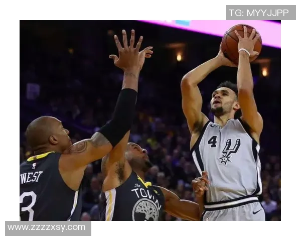 扎克拉文的飞跃之路：从新秀到全明星的成长历程与挑战